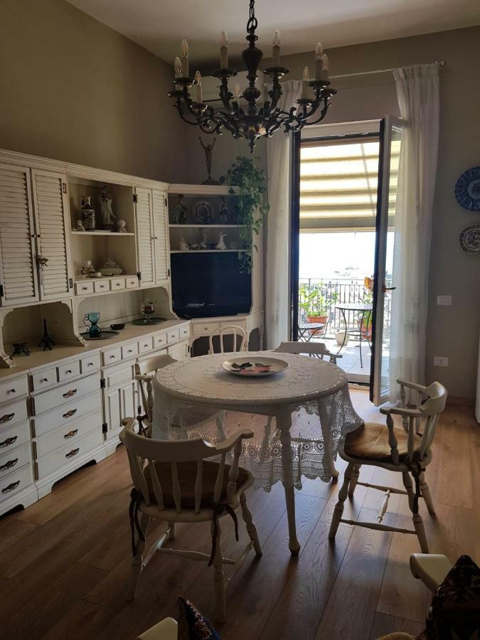 Armonia Bed & Breakfast Salerno Bagian luar foto