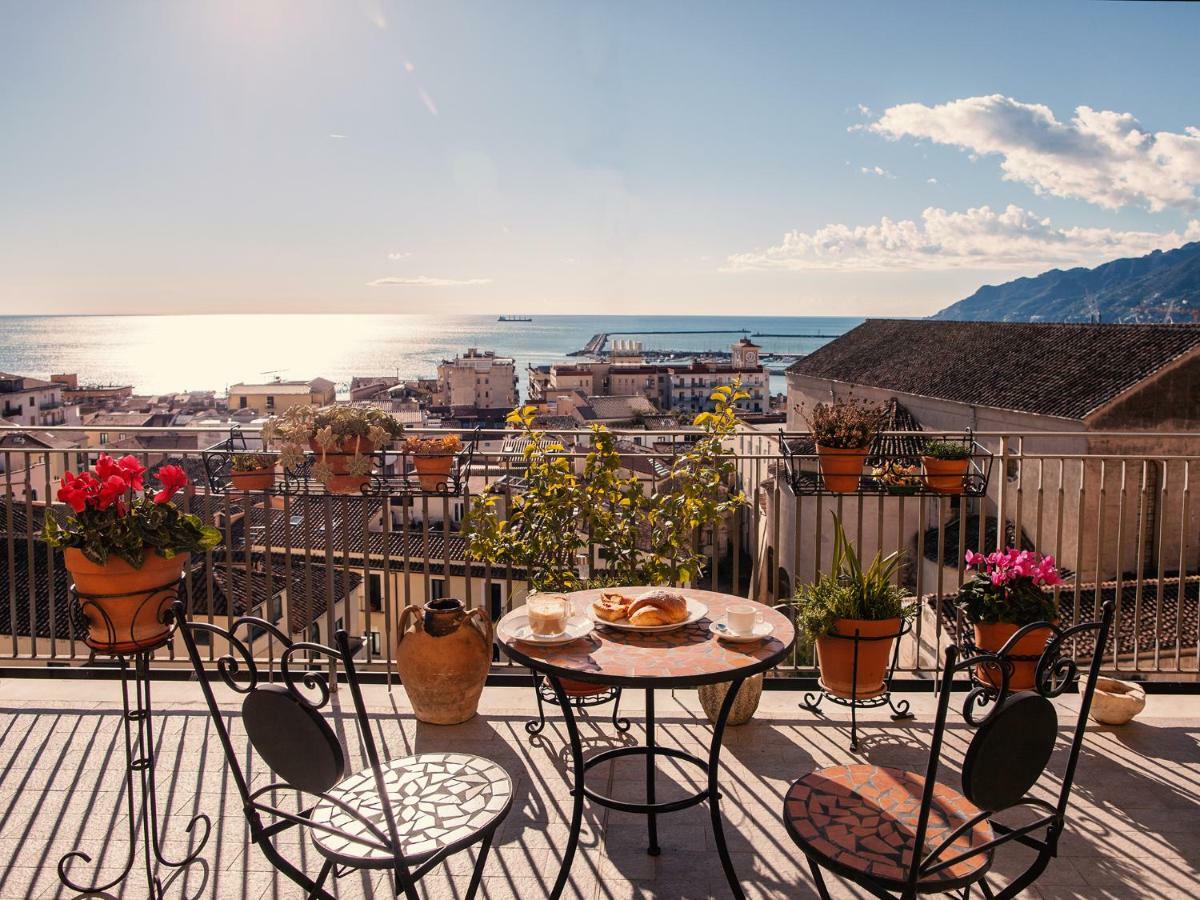 Armonia Bed & Breakfast Salerno Bagian luar foto
